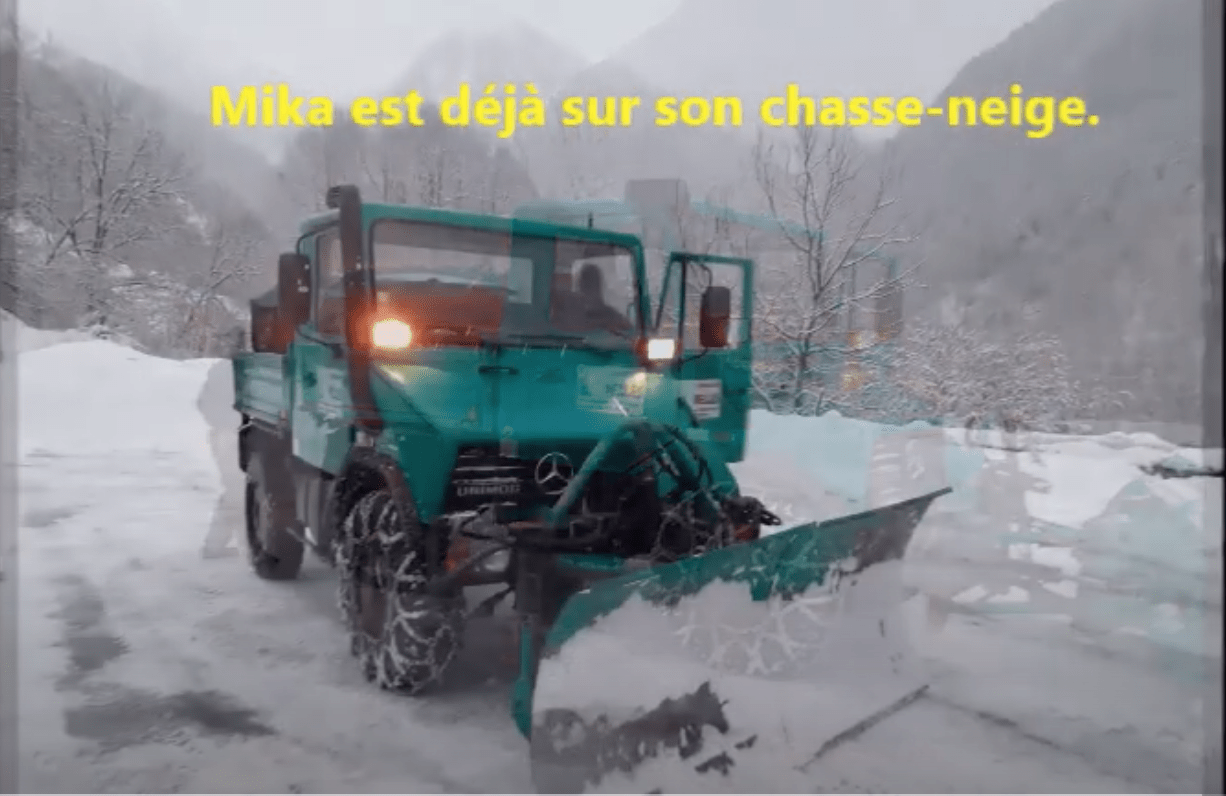 Neige Melles Mourtis : 3h pour déneiger le village de Melles