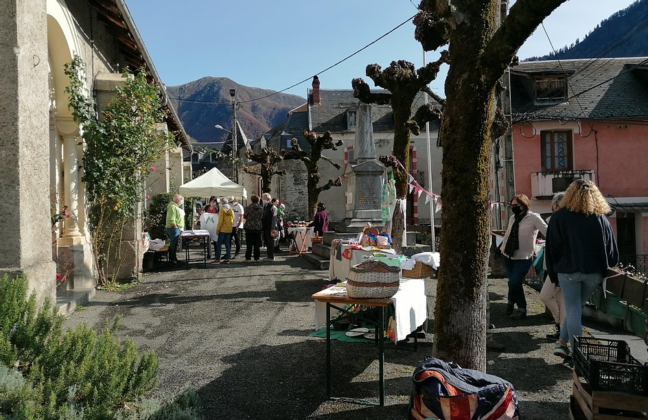 Marché du samedi matin à Melles