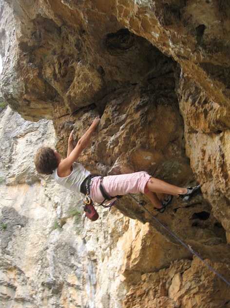 Escalade de la brèche romaine à Saint-Béat