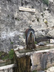 Fontaine de Bezins-Garraux