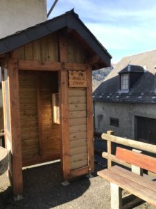 Boite à livres à Castillon-de-Larboust