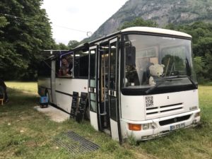 Monter dans le bus de Rock