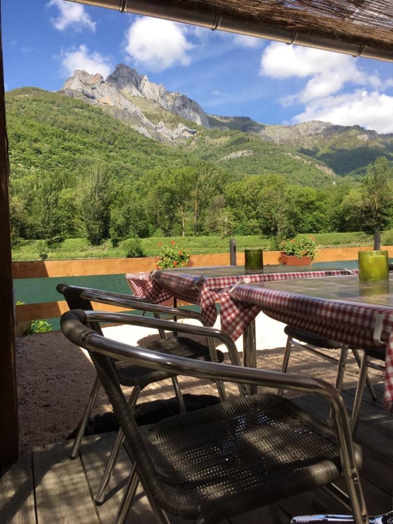 Les apéros concert au lac de Géry à Saint-Béat
