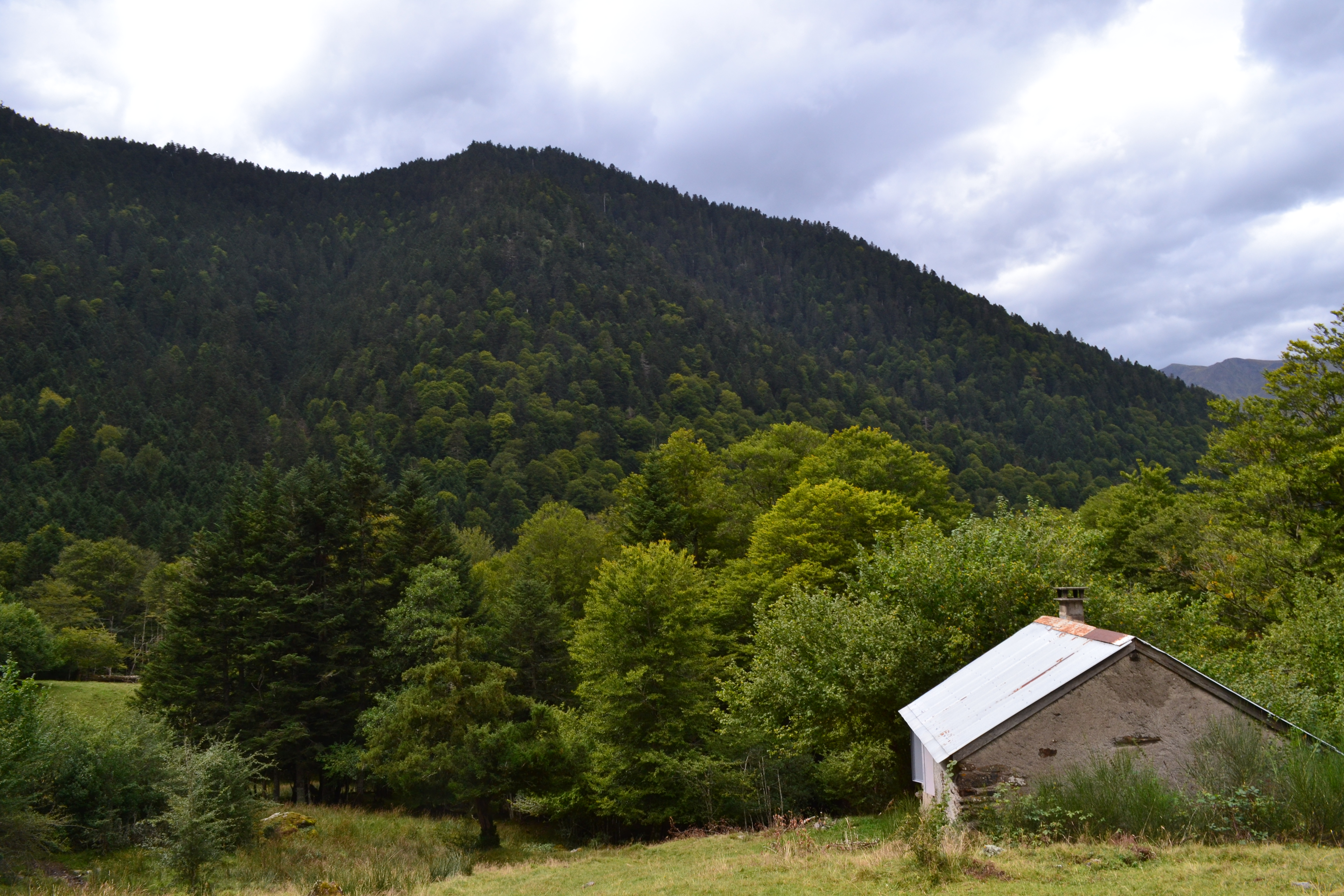 Randonnée à la cabane d'Artigue à Fos dans les Pyrénées