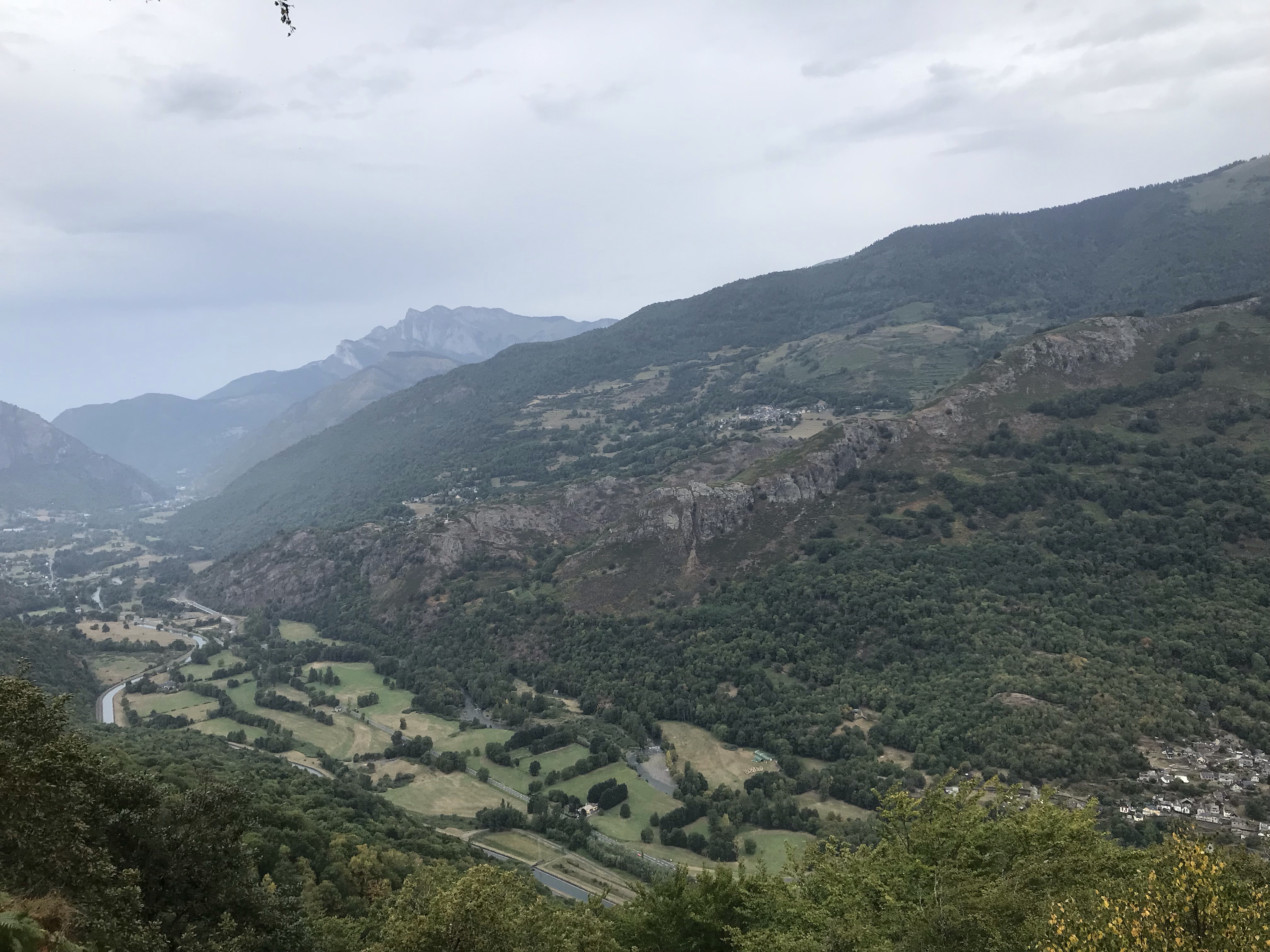 La cabane d'Herechet (des Rechets) pour une randonnée panoramique autour de Fos