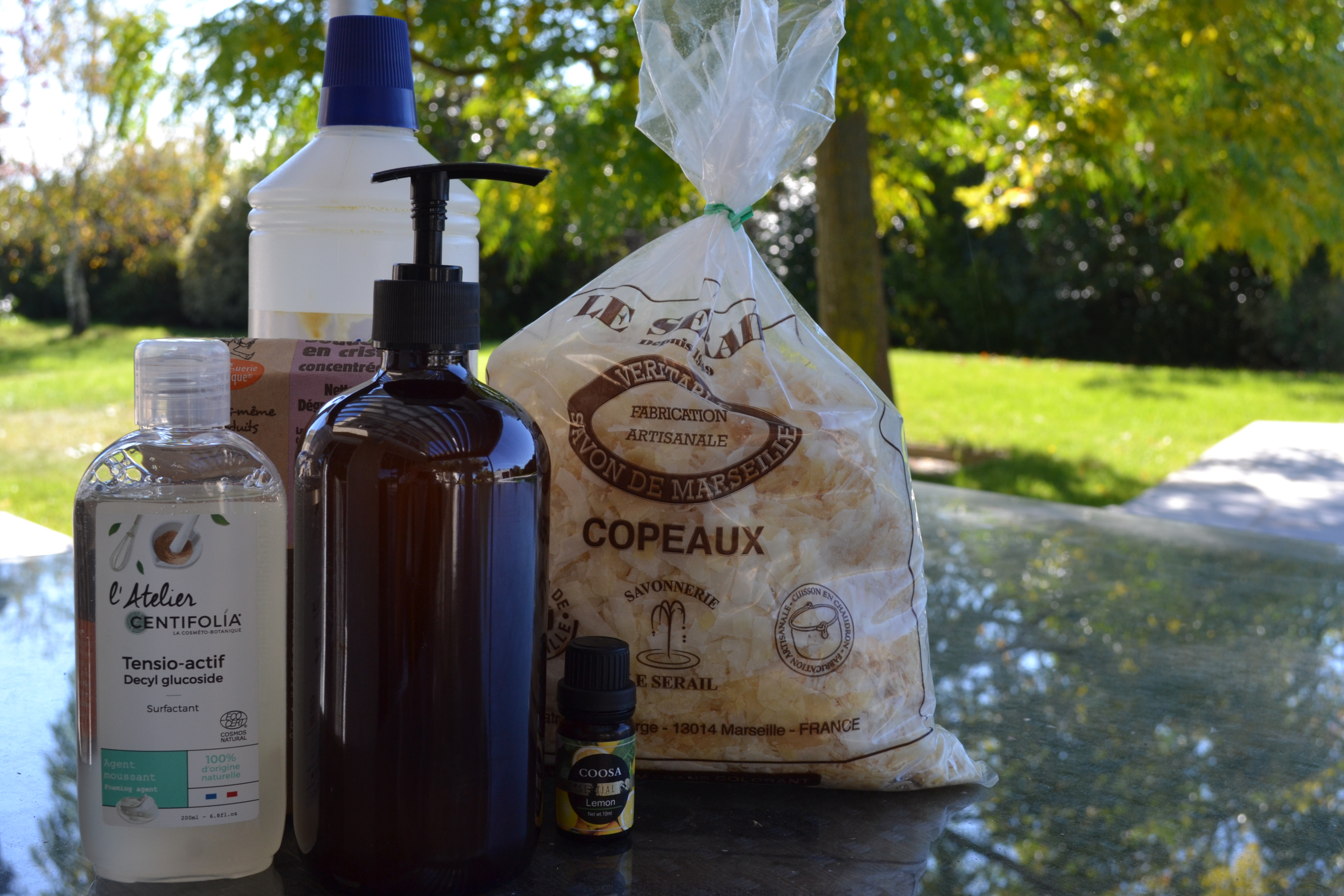 Préparer son liquide vaisselle écoresponsable et moussant