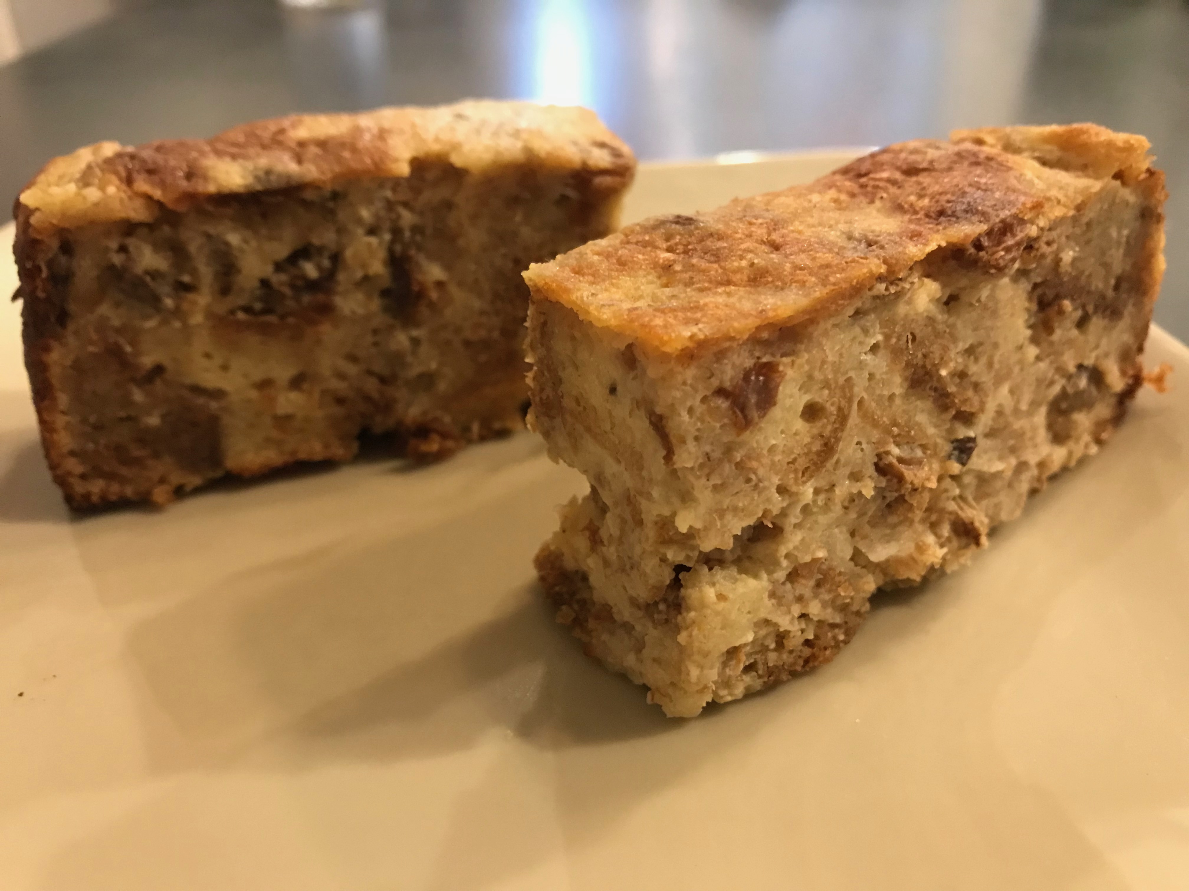 Le pudding au pain et raisins secs la recette facile et zéro déchet