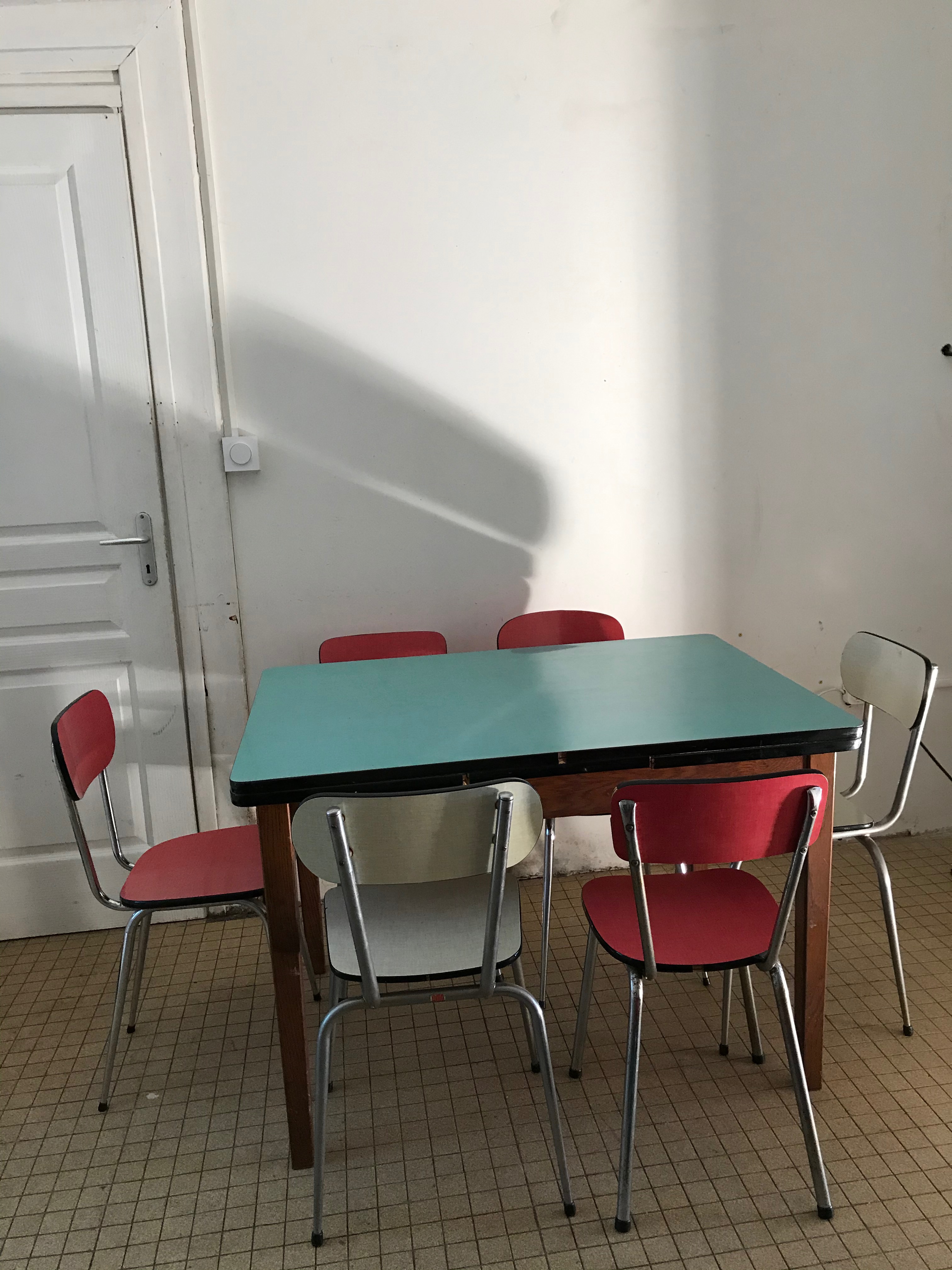 La tendance de chiner sa décoration et ses meubles