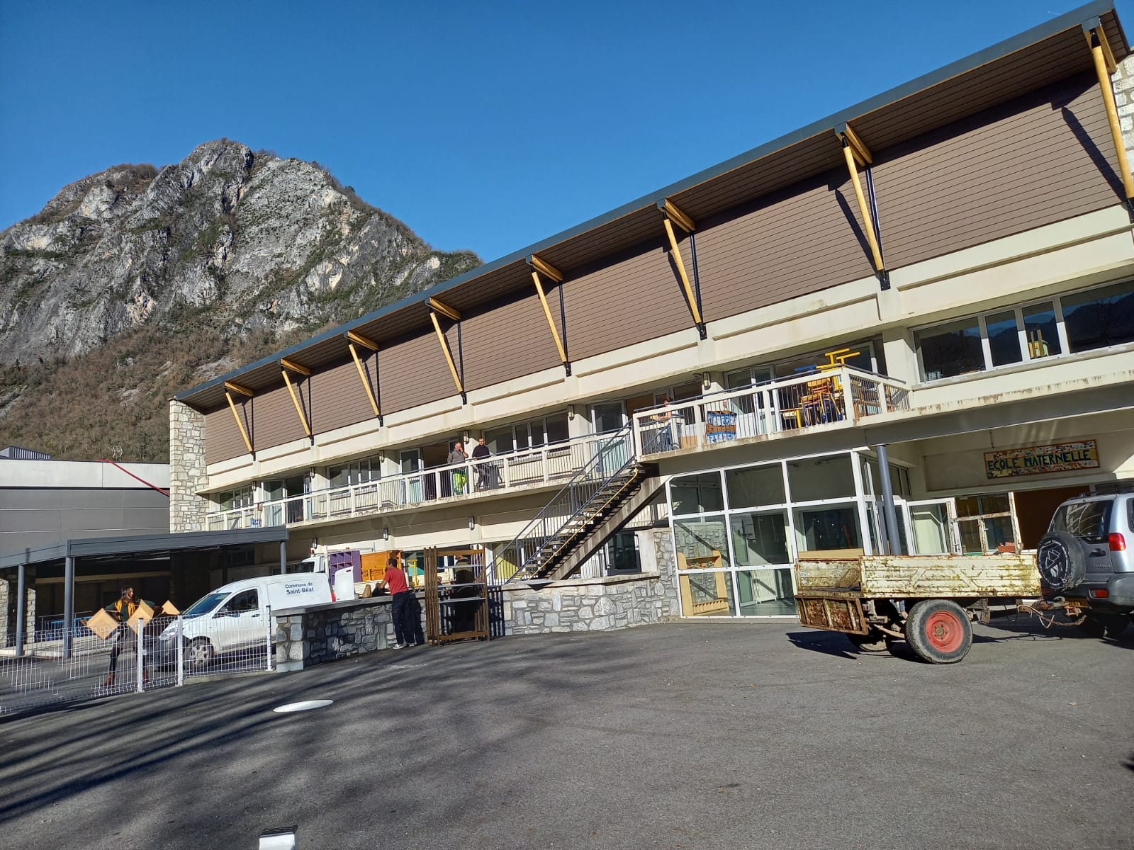 A Saint-Béat-Lez les enfants retrouvent leur école