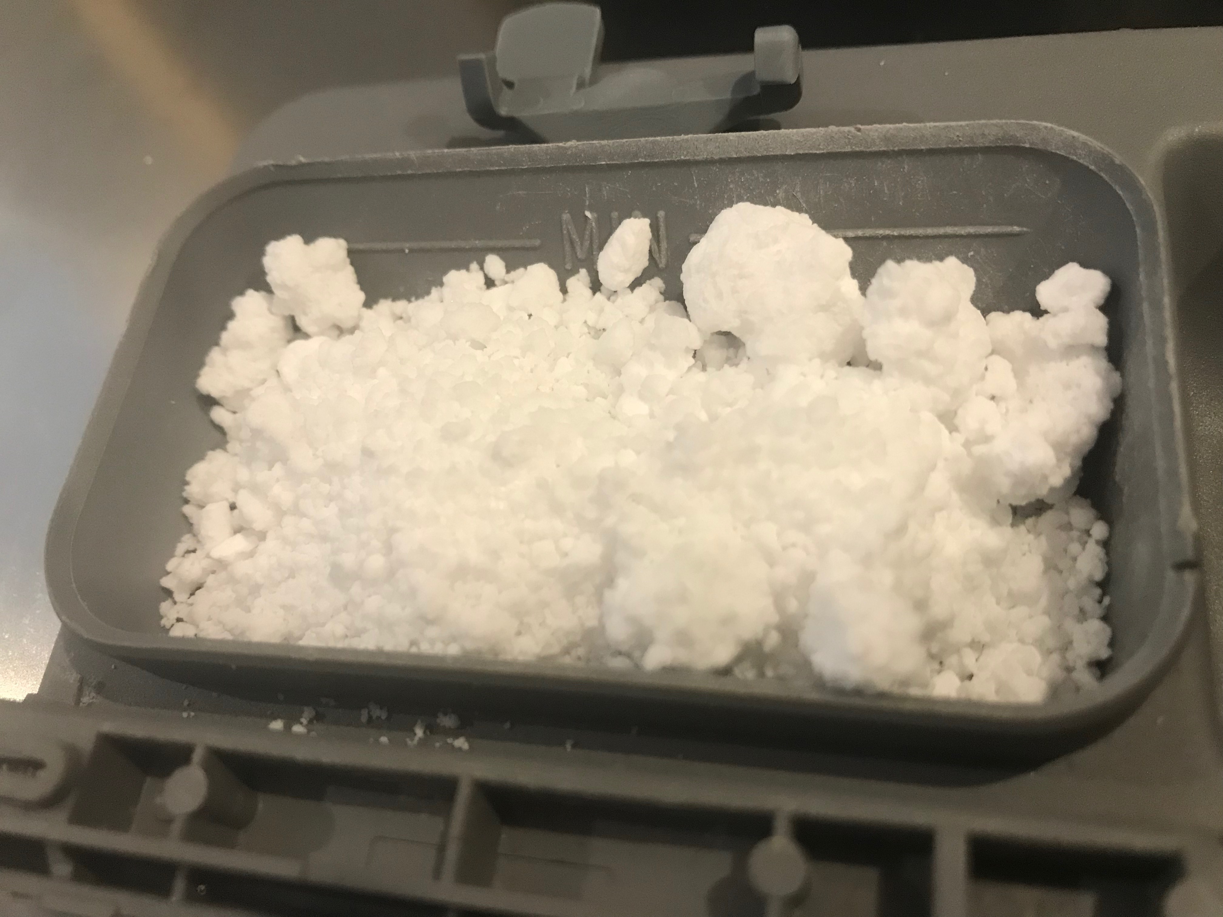 Comment préparer sa poudre lave-vaisselle biodégradable et zéro déchet ?