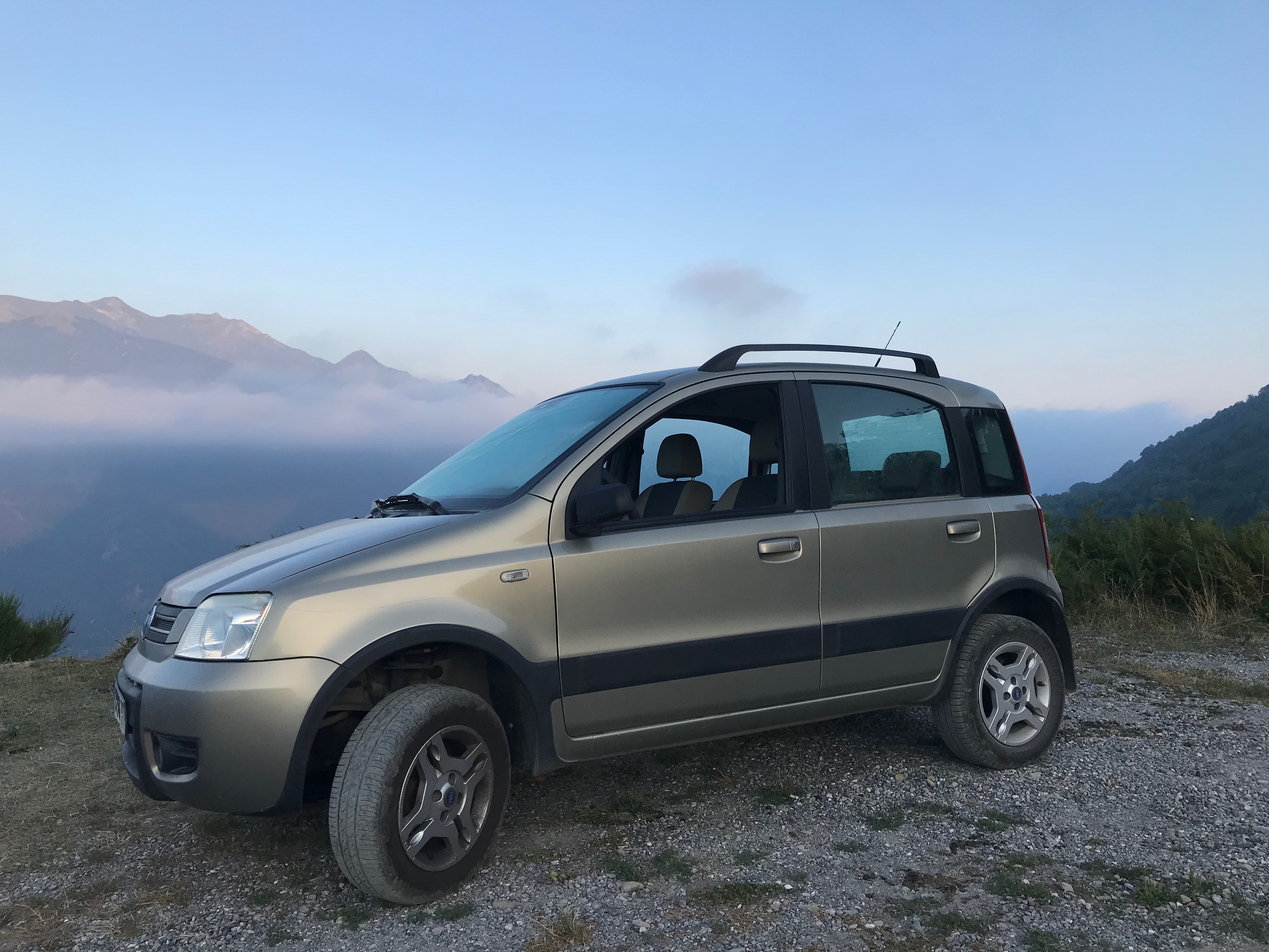 Pourquoi choisir un petit 4x4 pour la montagne ?