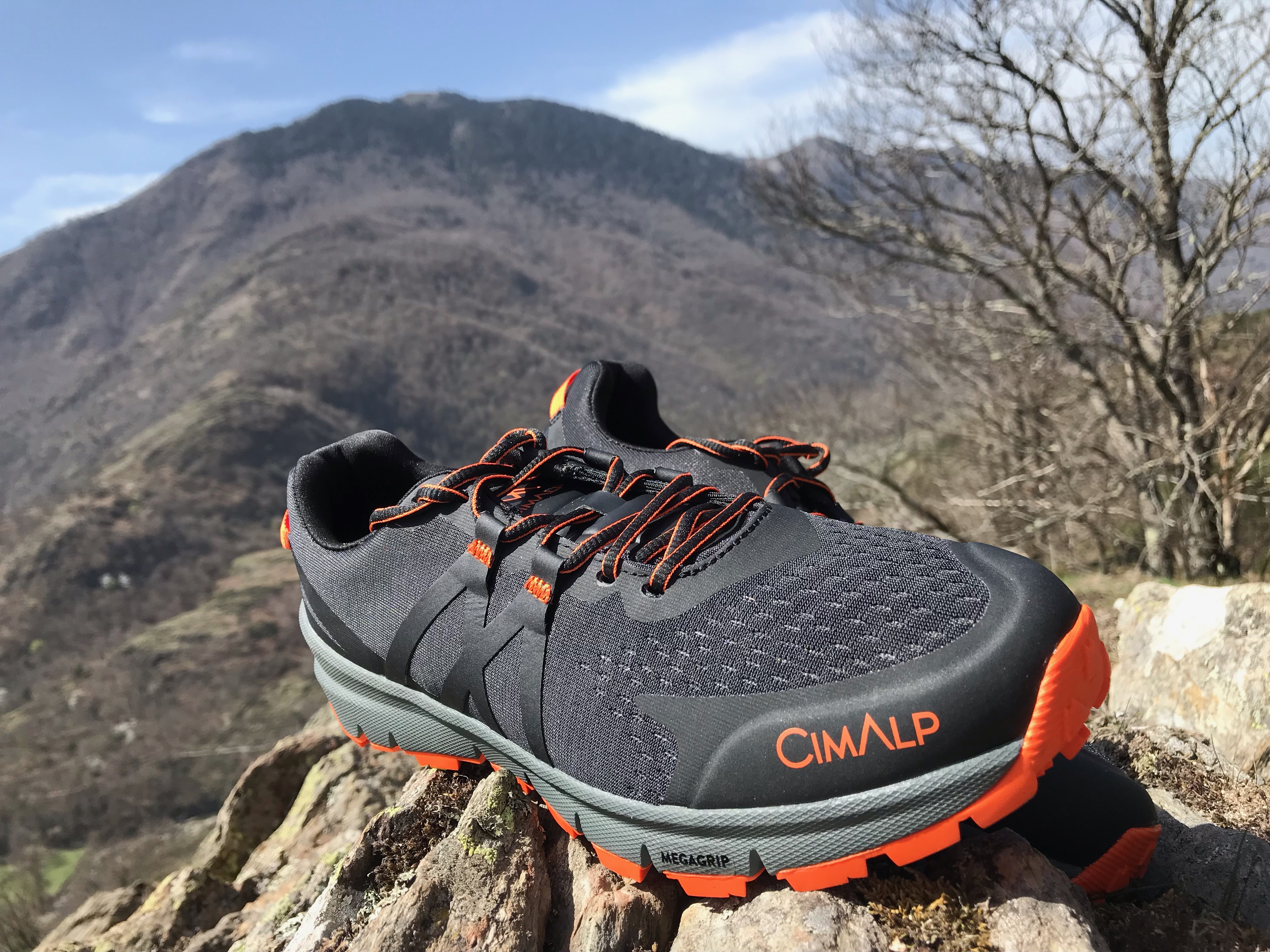 Découvrez X-Race par Cimalp la chaussure de trail pour arpenter la montagne sans limite
