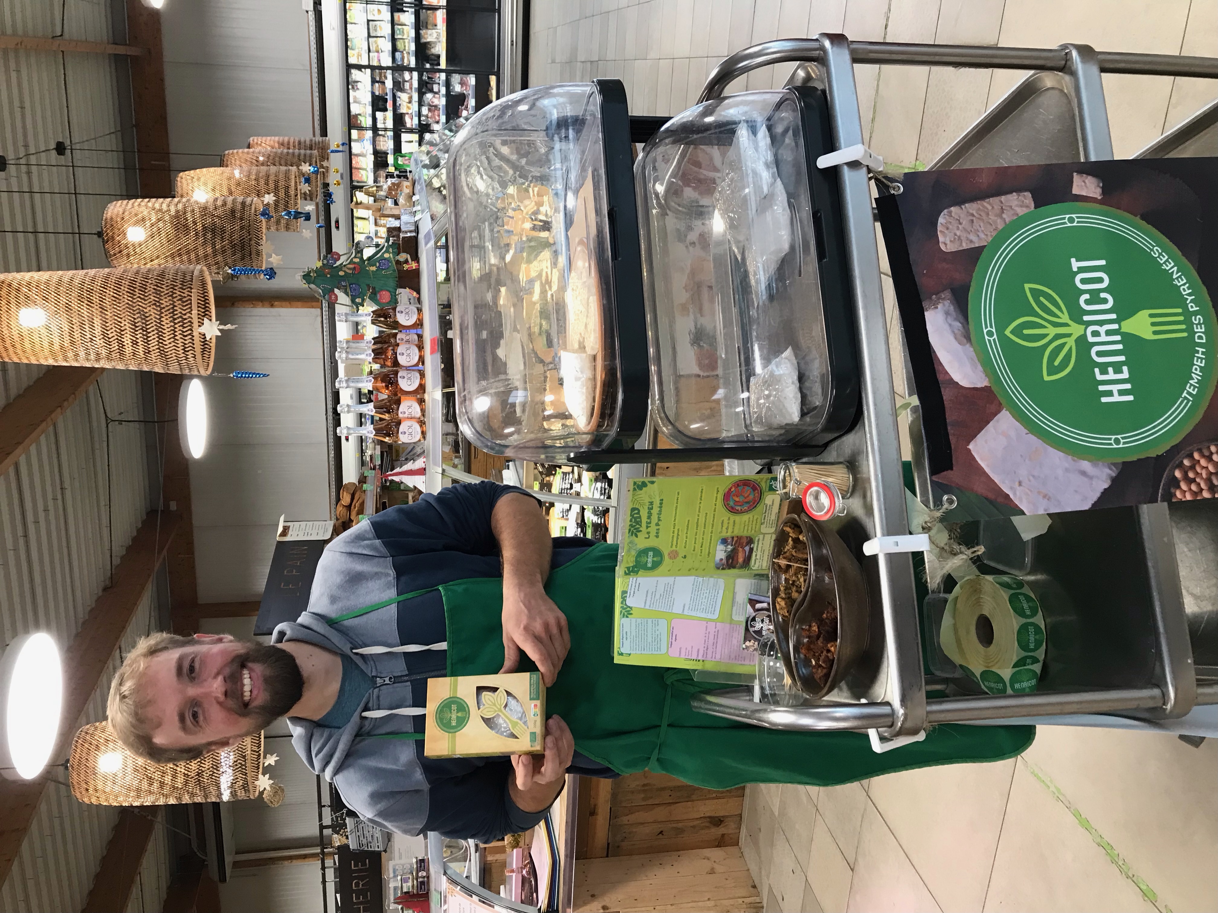 Henricot met le tempeh bio au pied des Pyrénées