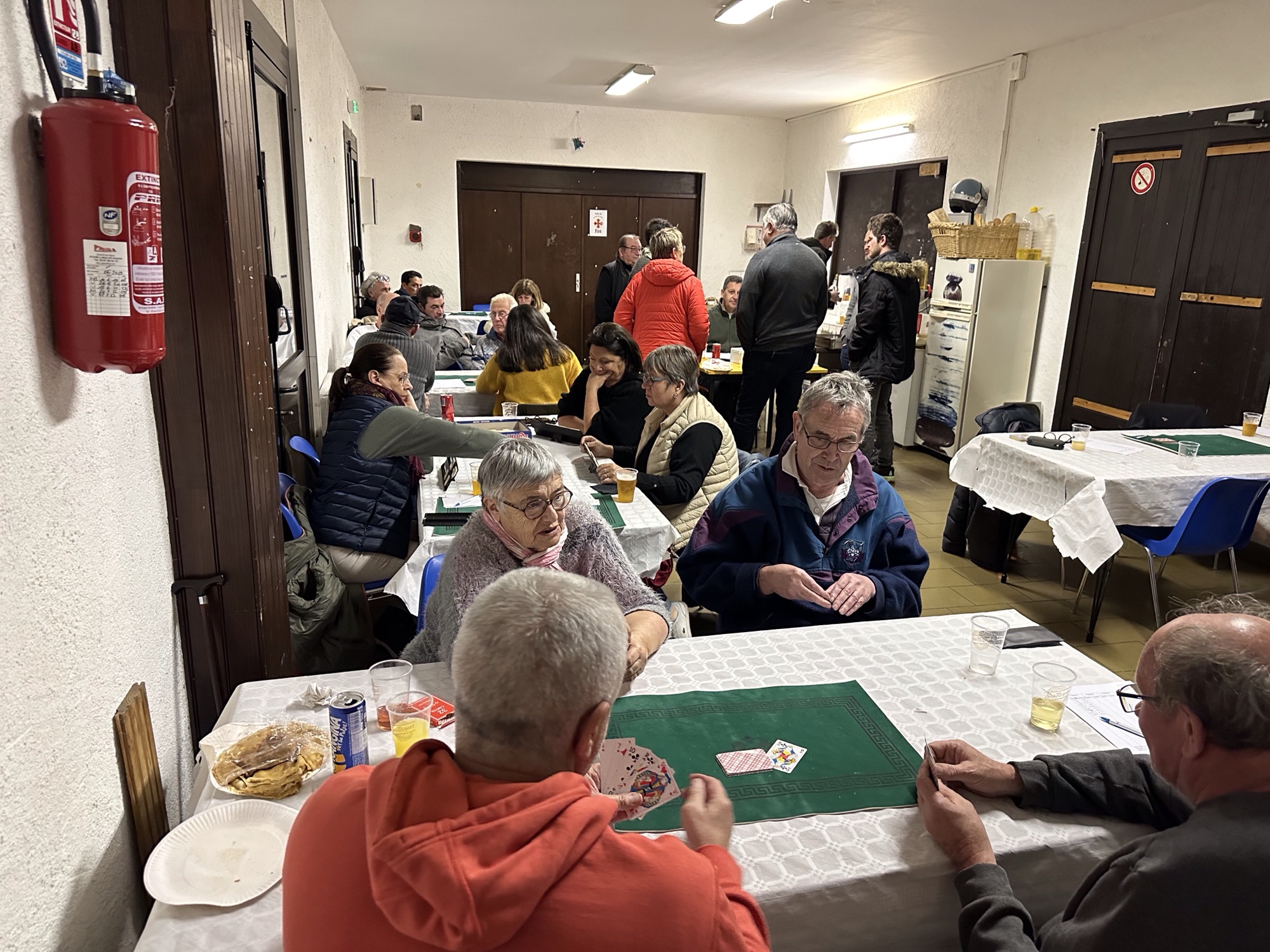 L'atout coeur de la soirée crêpes et belote à Fos