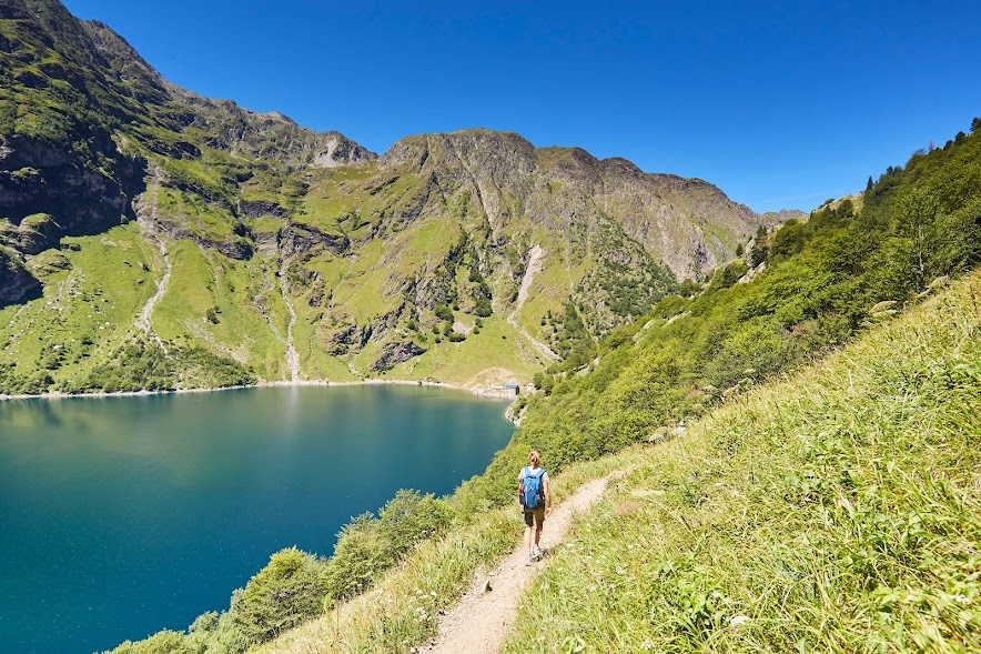 Randonnée au lac d'Oô : le joyau des Pyrénées accessible à tous