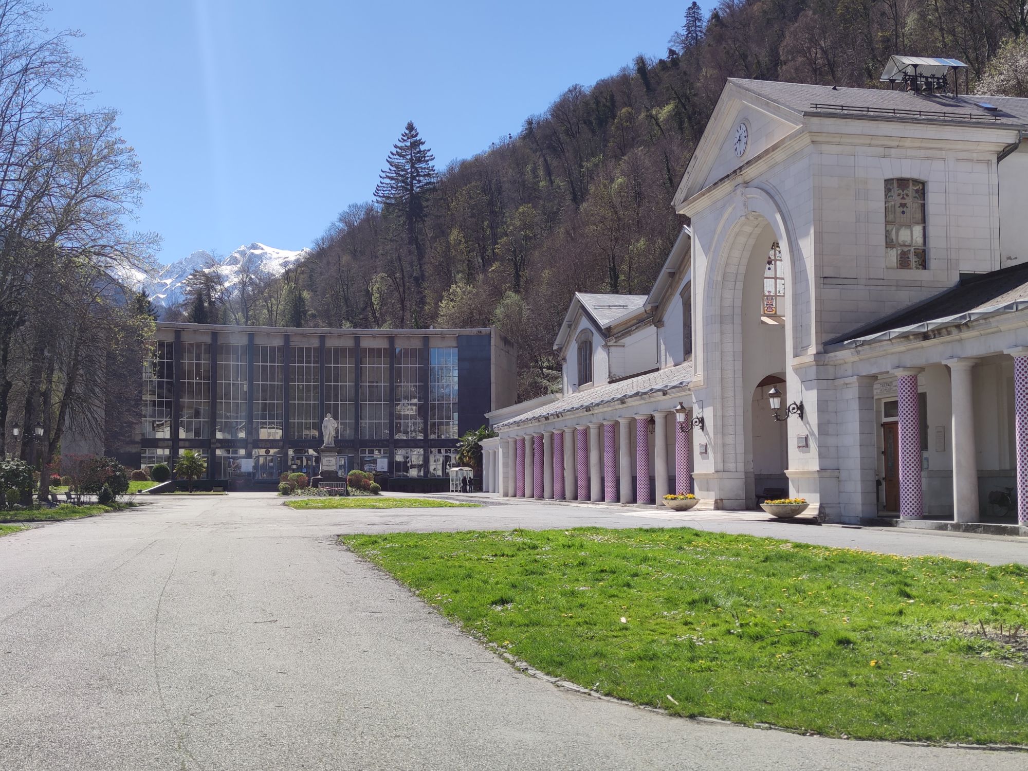 Les tendances Airbnb 2025 : Luchon, station thermale des Pyrénées dans la nouvelle donne du tourisme de montagne