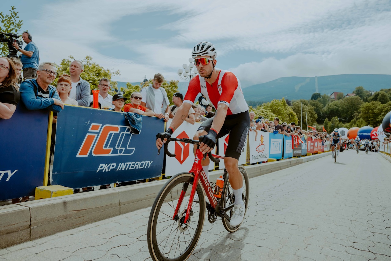 TOUR DE POLOGNE 2025 Paul Lapeira frappe fort sur la 2e étape