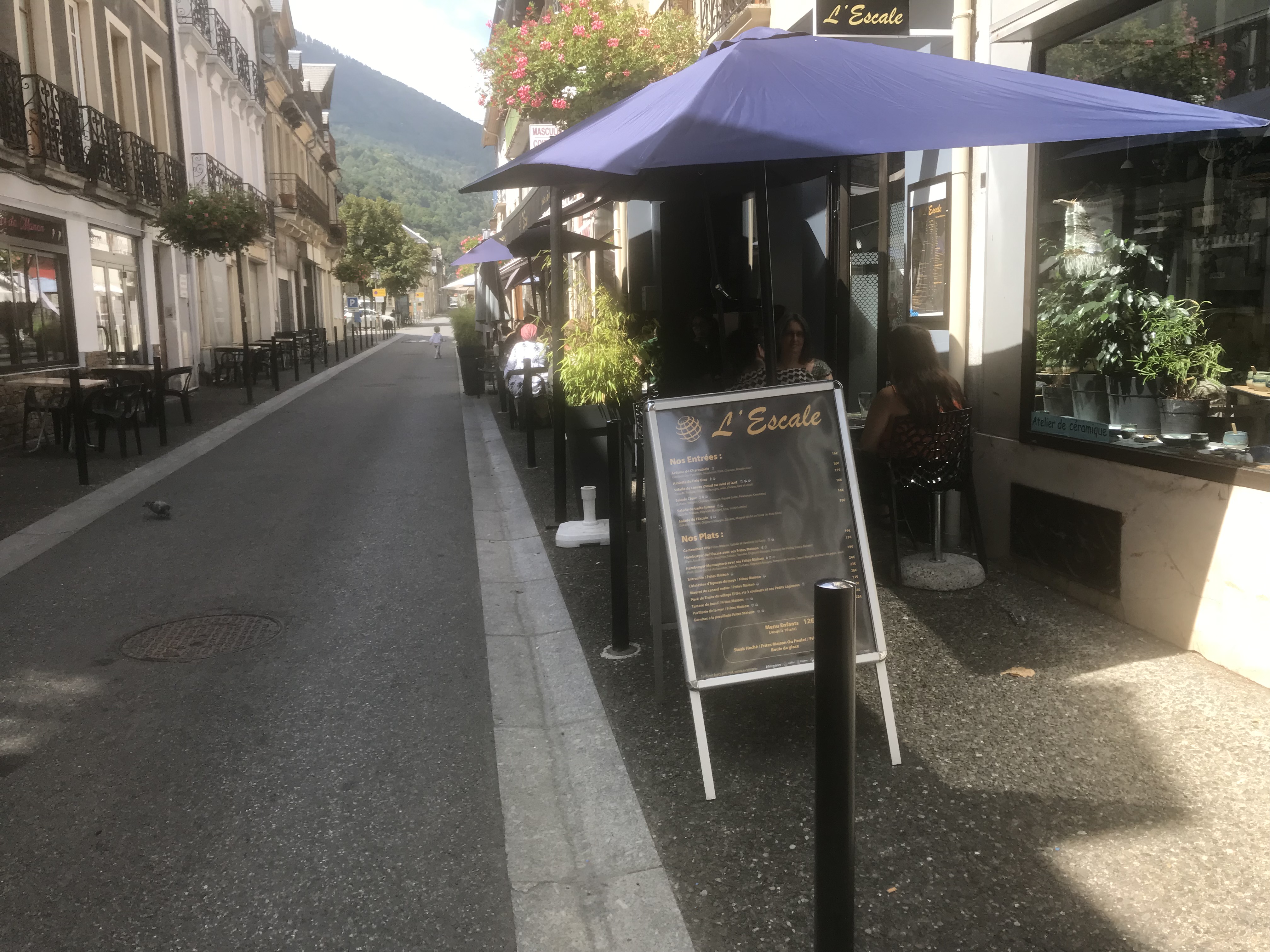 À Luchon les restaurants jouent la carte traditionnelle