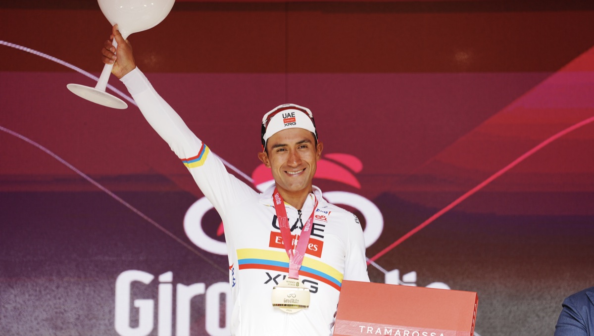 Giro 2026 étape 8 : Jhonatan Narvaez s'impose à Fermo, doublé pour l'Équatorien d'UAE