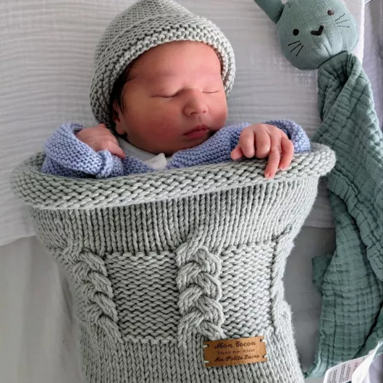 La tendance des cocons de naissance : Ma Petite Laine, Tiny Threads, HVID