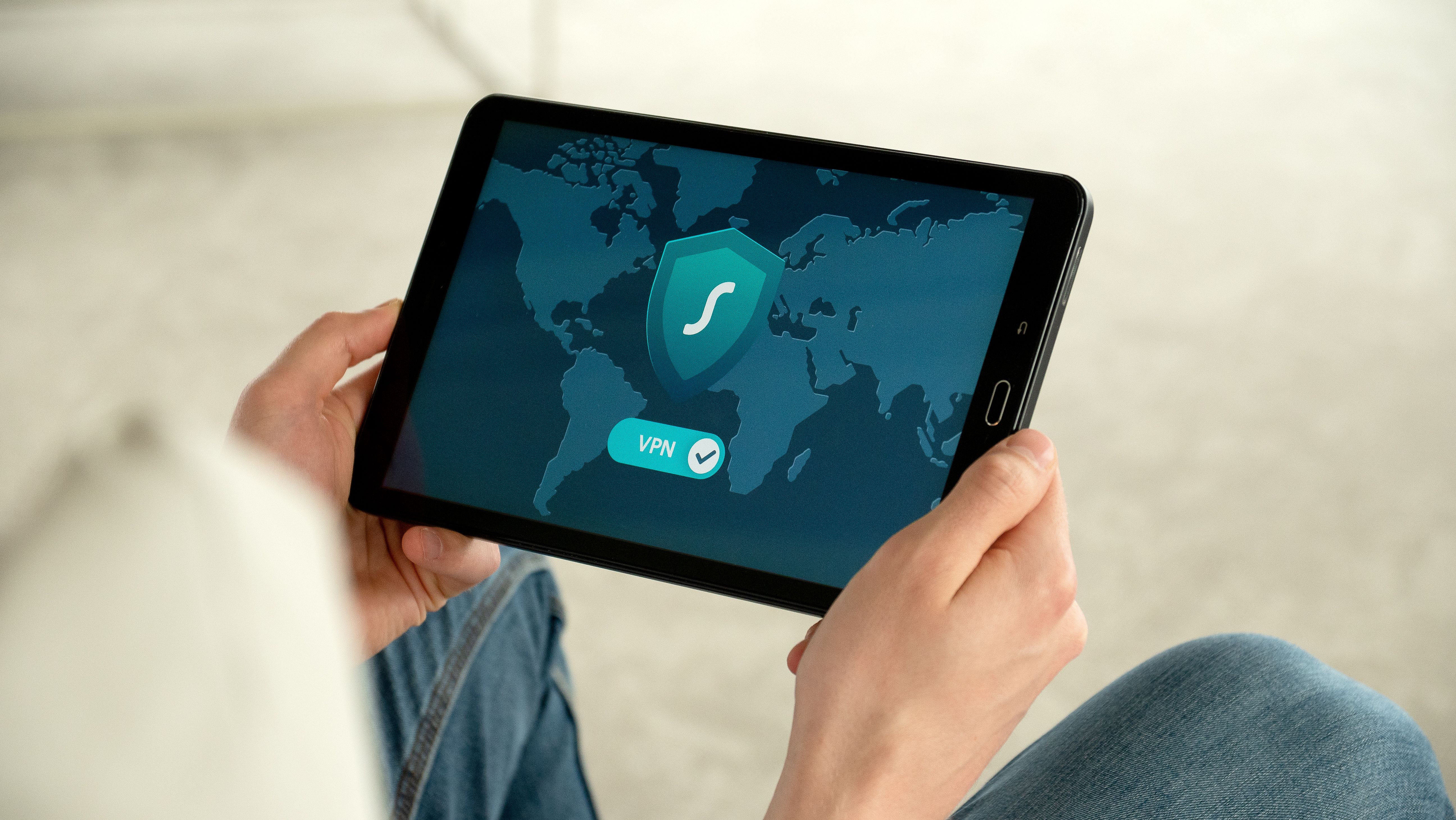 VPN au quotidien : à quoi ça sert vraiment, quand l'utiliser, ce que ça ne fait pas