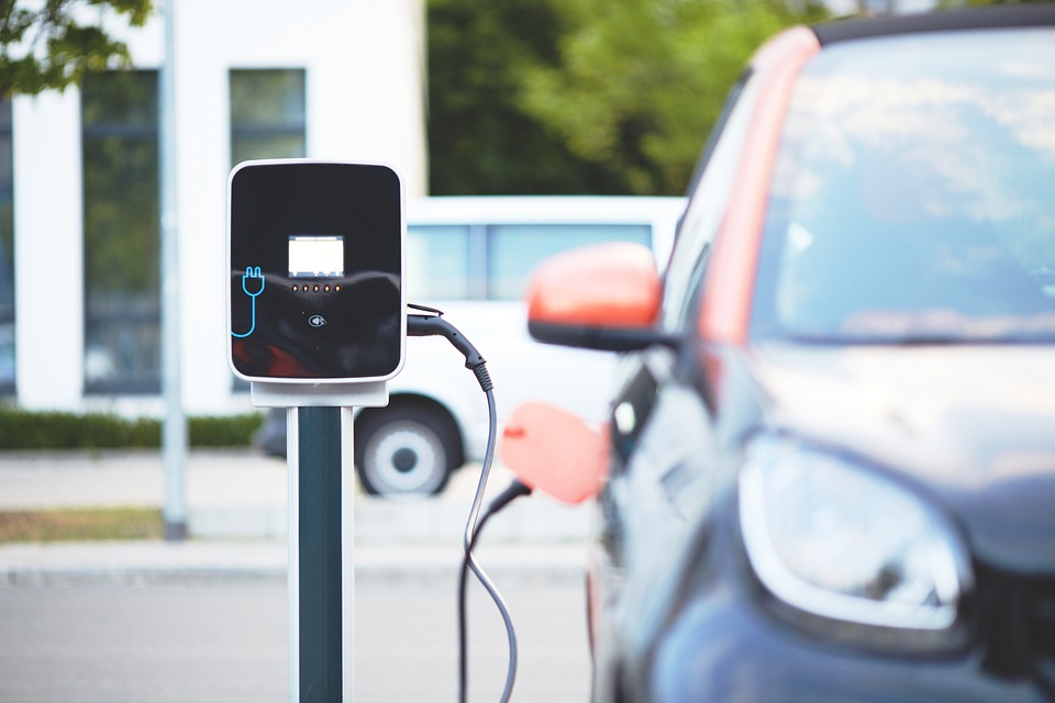 Voiture électrique 100€/mois