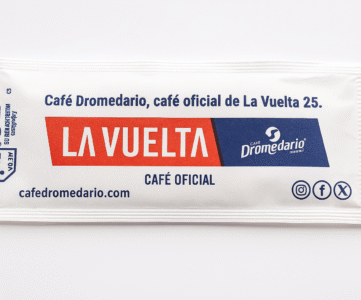 caravane publicitaire vuelta 2025 cafe dromedario
