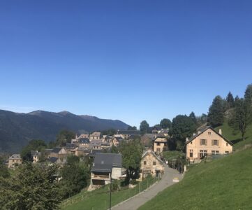 Artigue Village Luchon